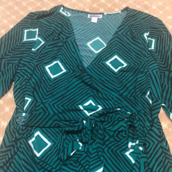 Maternity wrap dress - Picture 4 of 4